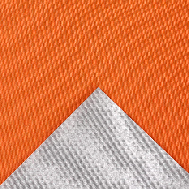 Barva Taffeta se stříbrným povlakem-03